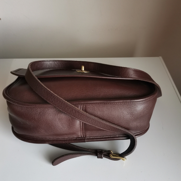 VINTAGE COACH BROWN 9790 CROSSBODY BAG. - Picture 10 of 12